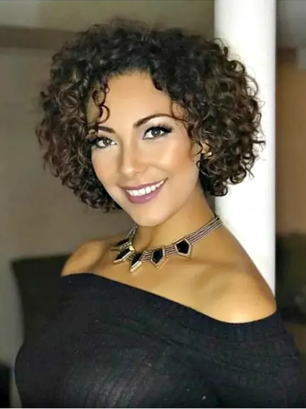 corte cacheado sem franja