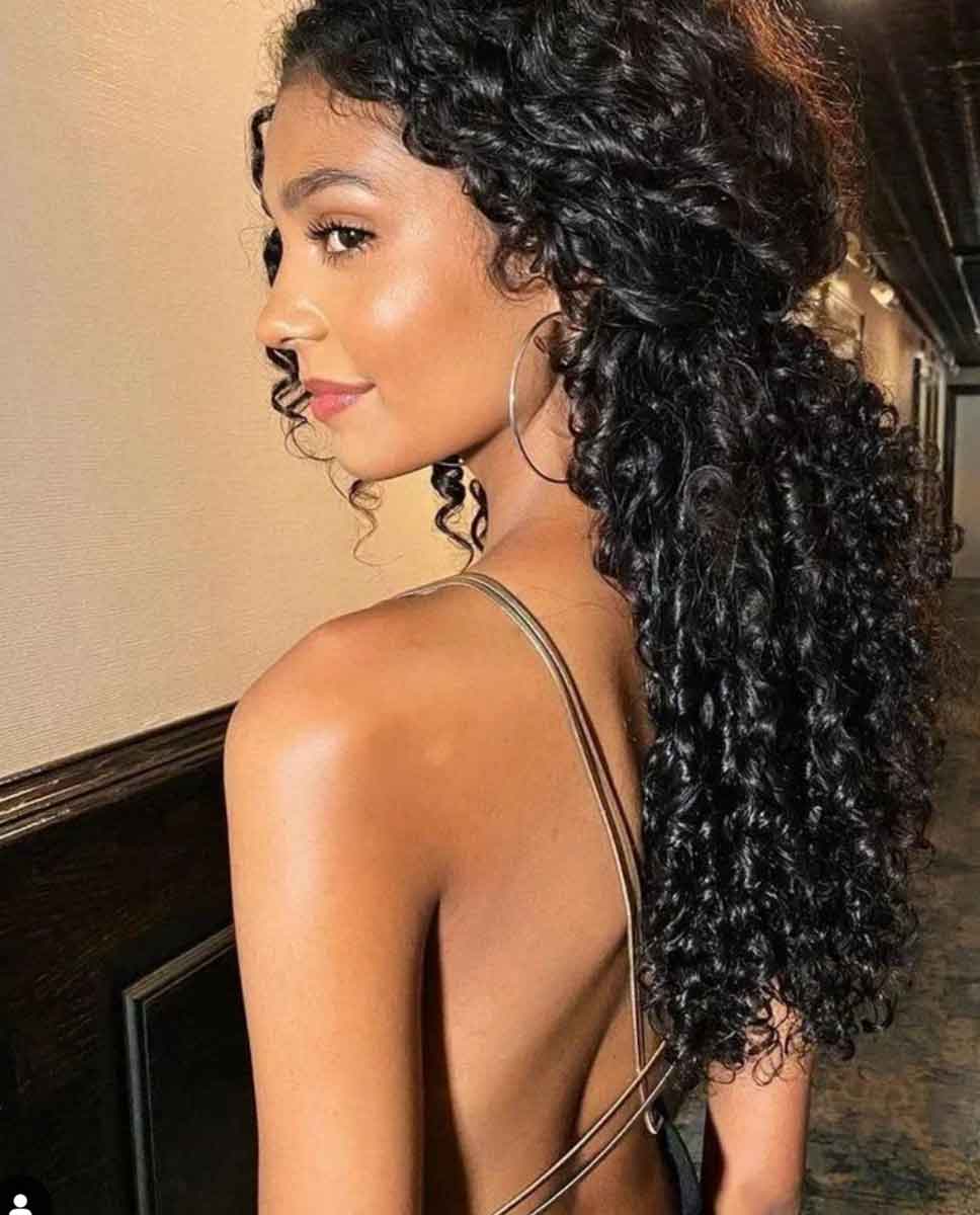 como prender cabelo cacheado sem marcar