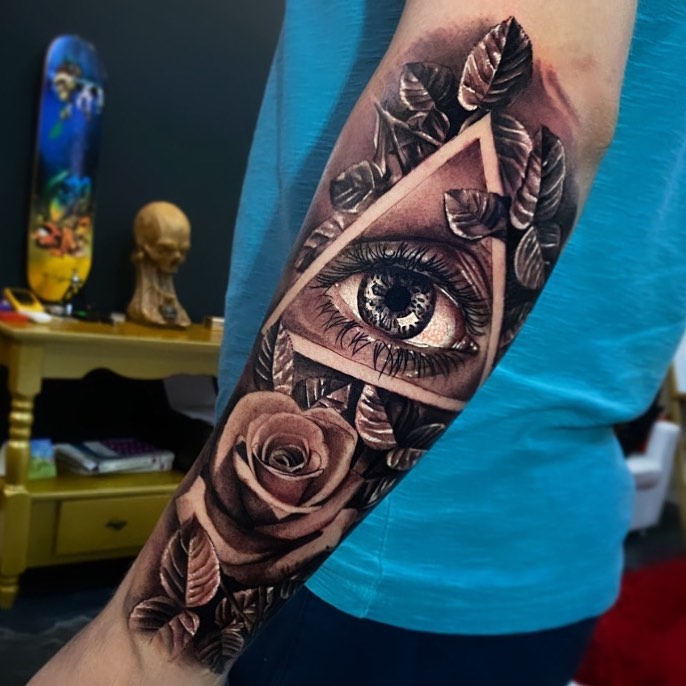 tatuagem de olho pequena