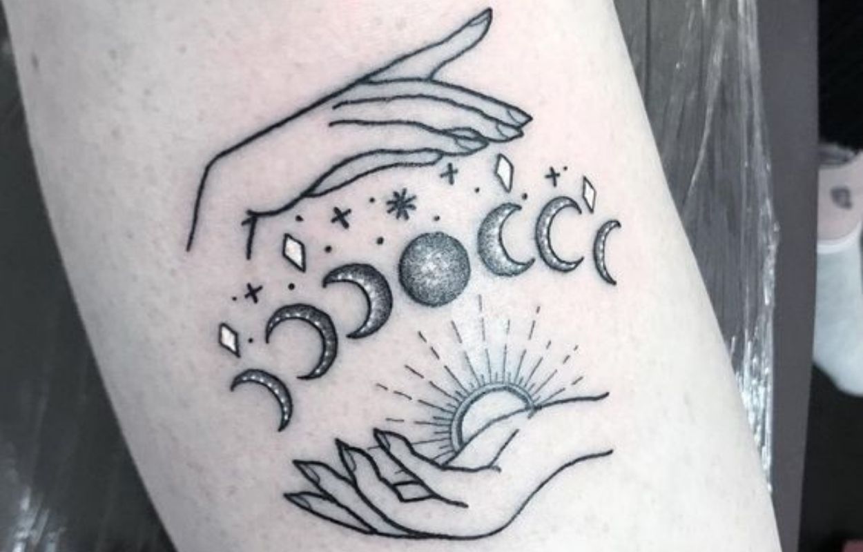 tatuagem pequena de sol e lua