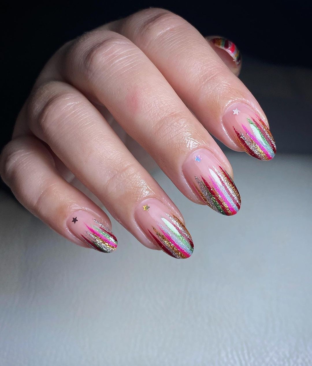 unha amendoada rosa glitter